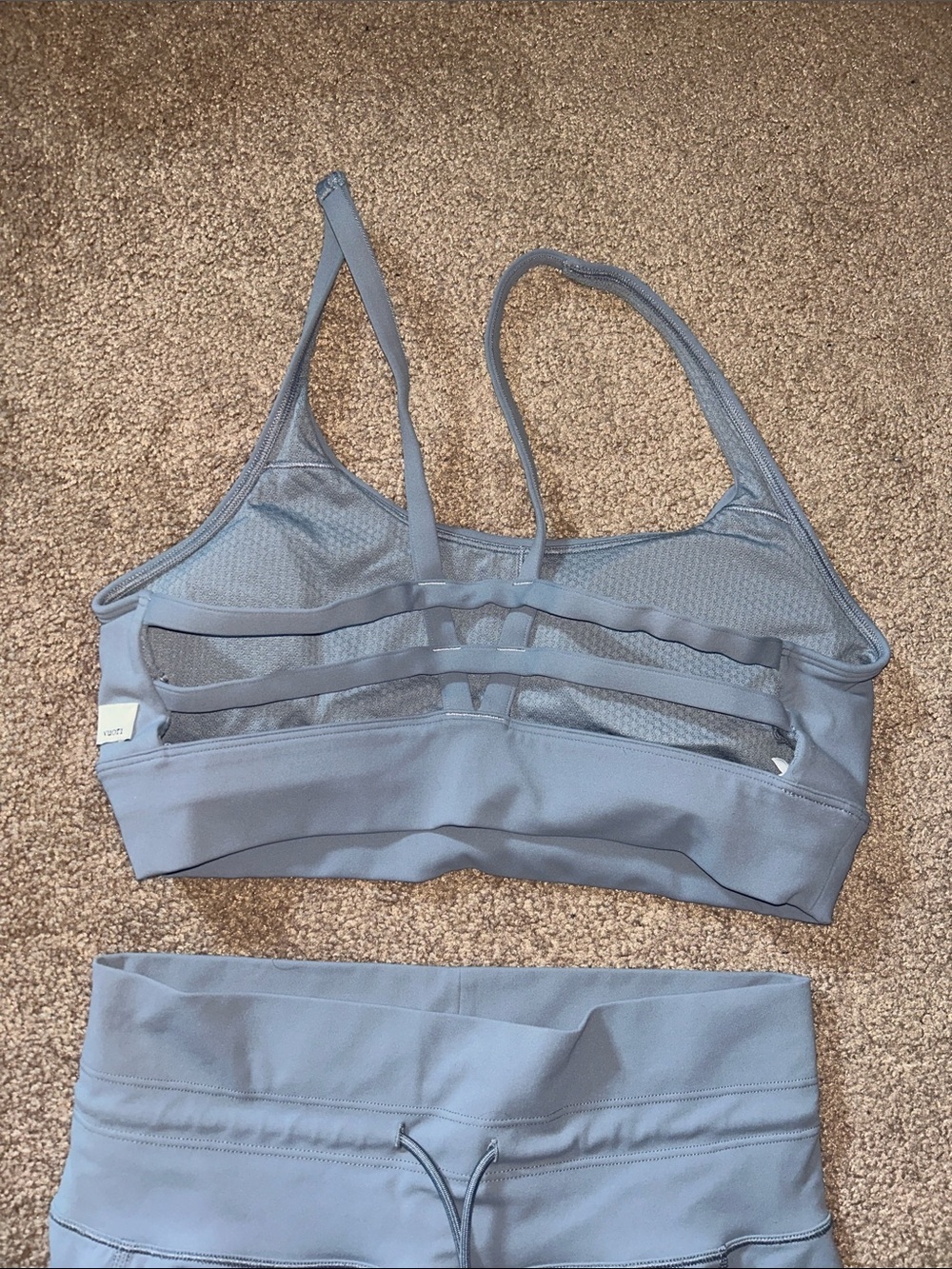 Vuori Dusty Blue Active Set - Sports Bra & High-Waist Leggings - Picture 2 of 2
